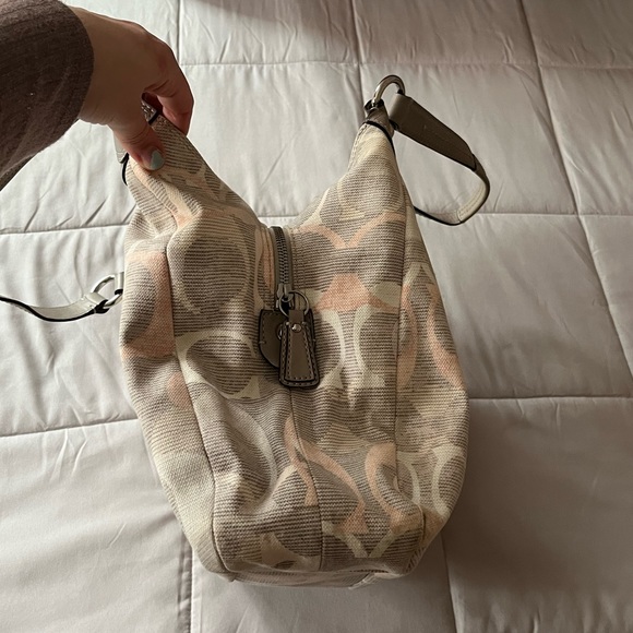 Coach Soho Optic Lynn Shoulder Bag Hobo - Picture 15 of 16